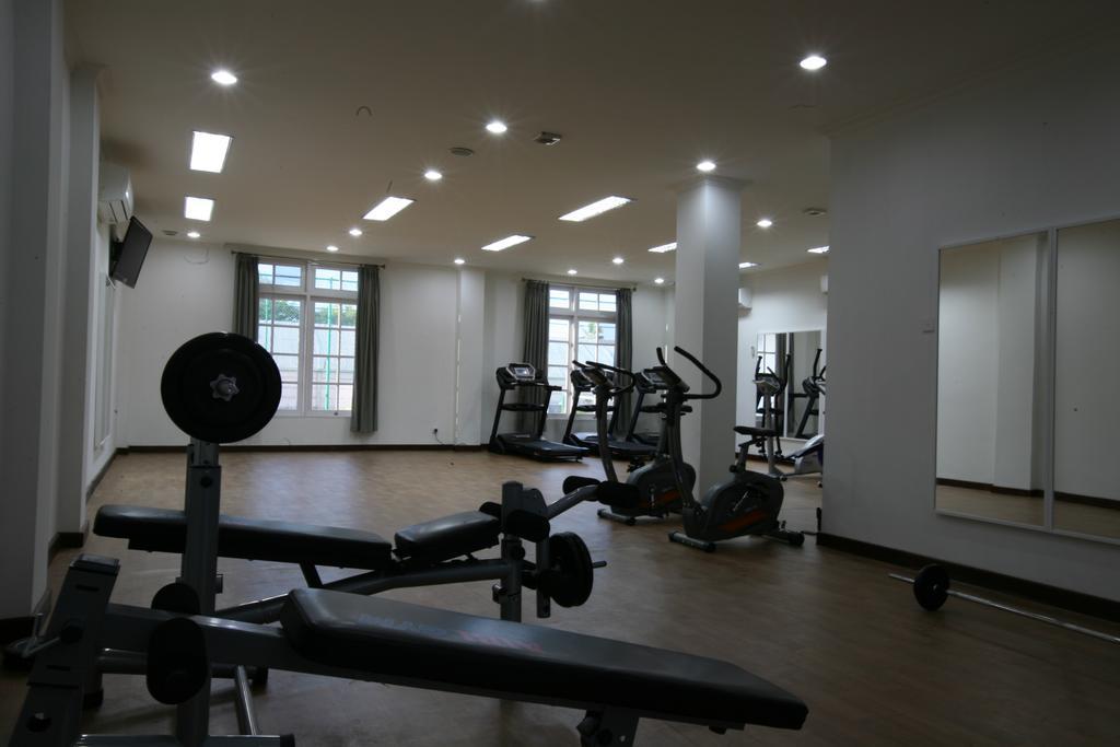 Hotel The Ramelau Дили Екстериор снимка