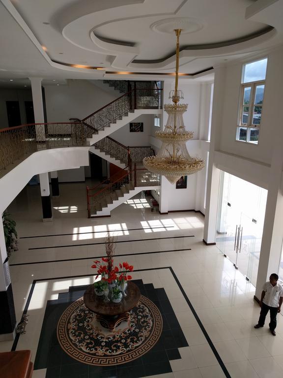 Hotel The Ramelau Дили Екстериор снимка
