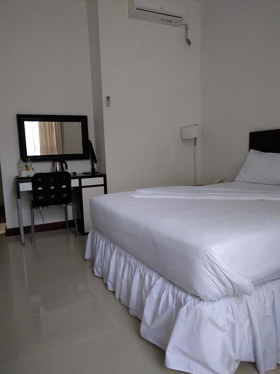 Hotel The Ramelau Дили Екстериор снимка