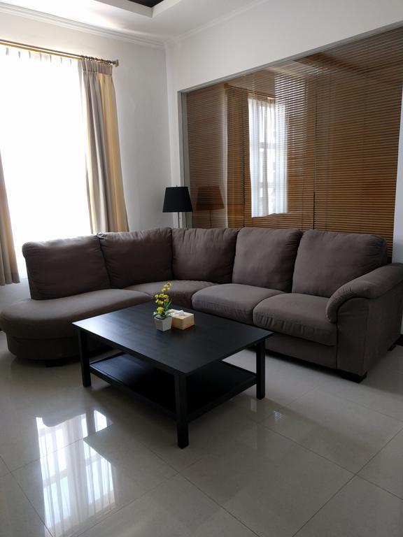 Hotel The Ramelau Дили Екстериор снимка